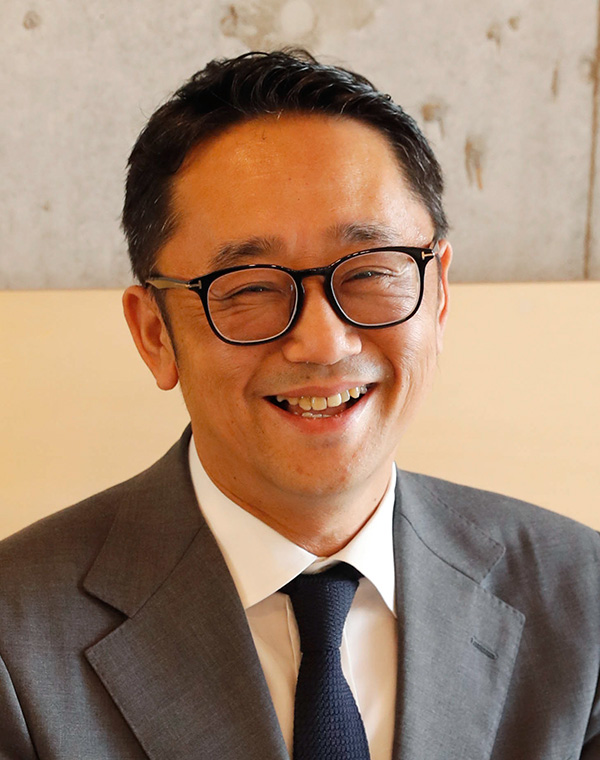 池田　峰 氏